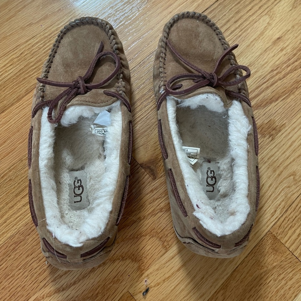 UGG mocassins